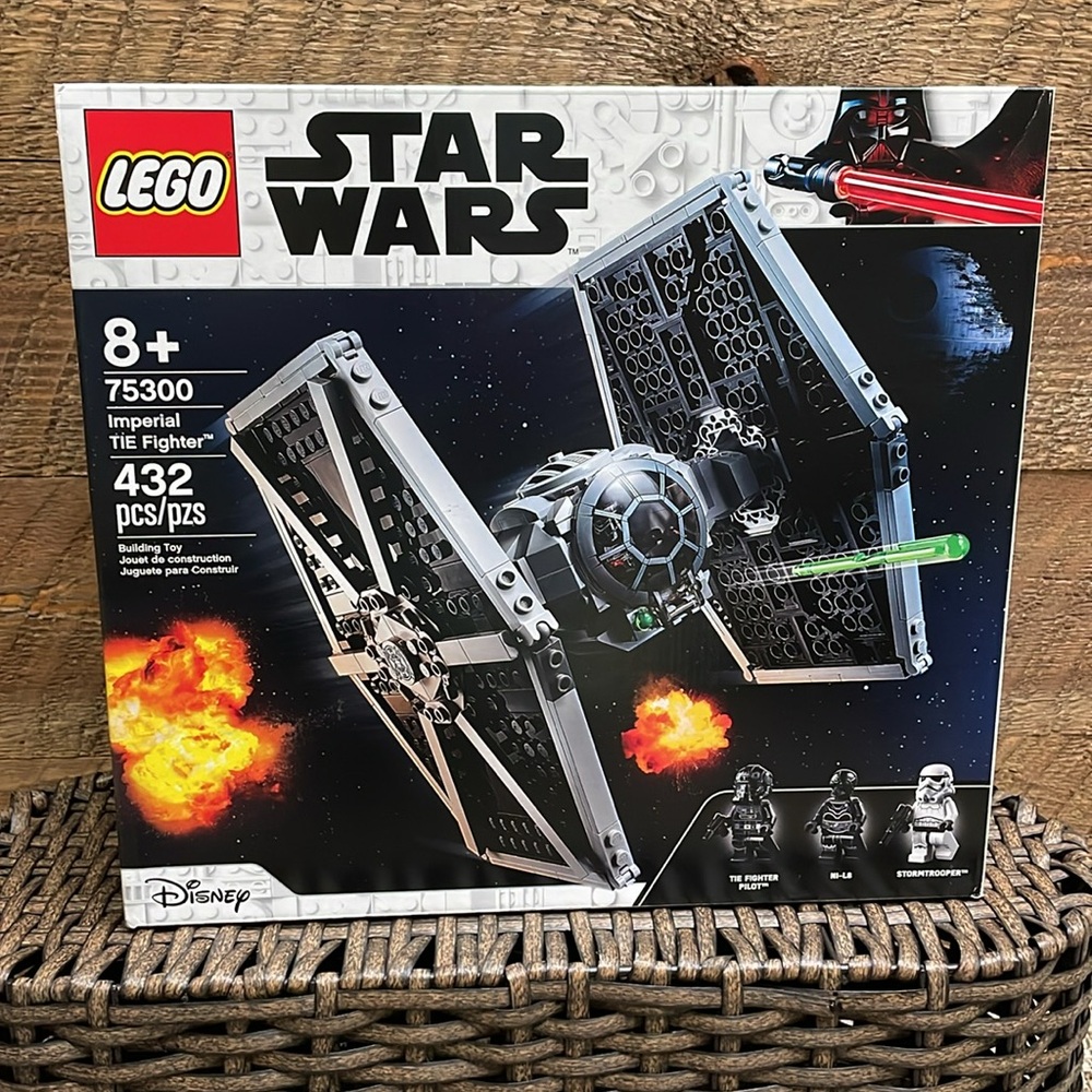 LEGO Star Wars 2021 Imperial TIE Fighter 75300 Building Kit 432 Pcs RETIRED NWT